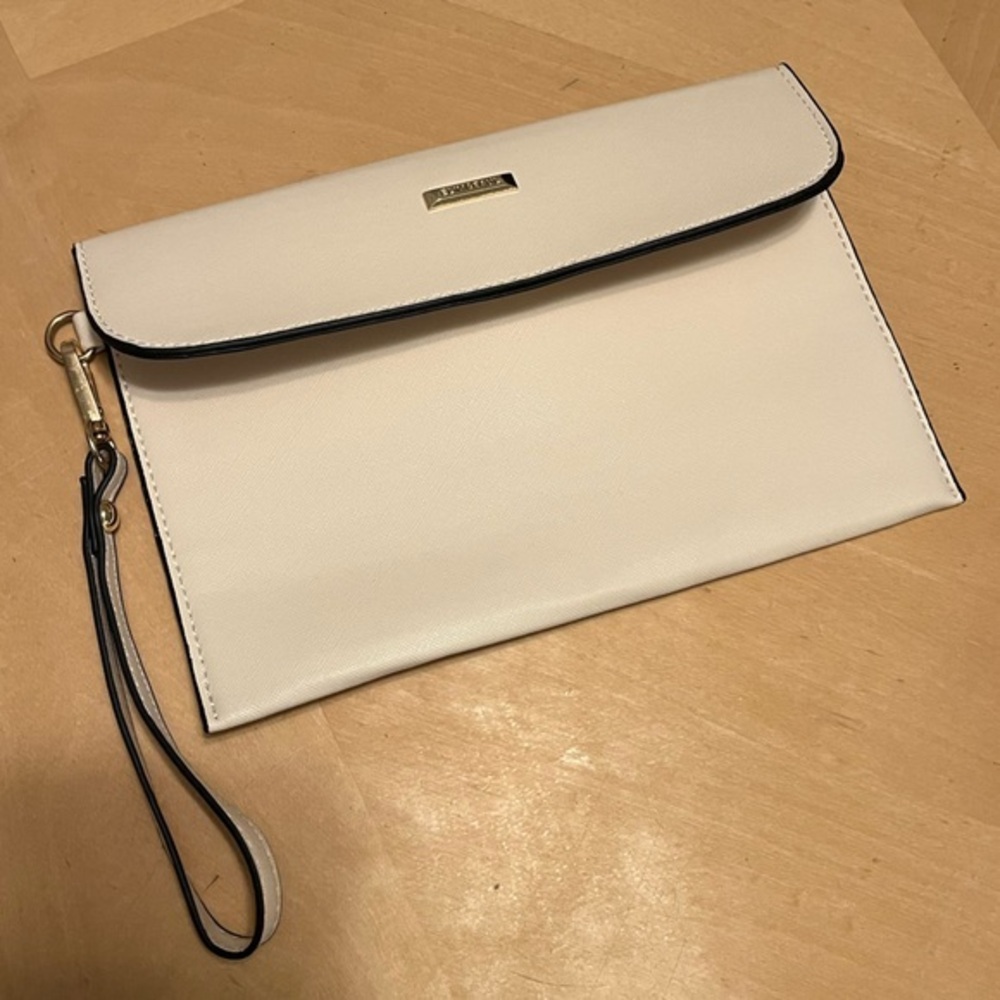 Elim & Paul Sophisticated Cream Wristlet Clutch